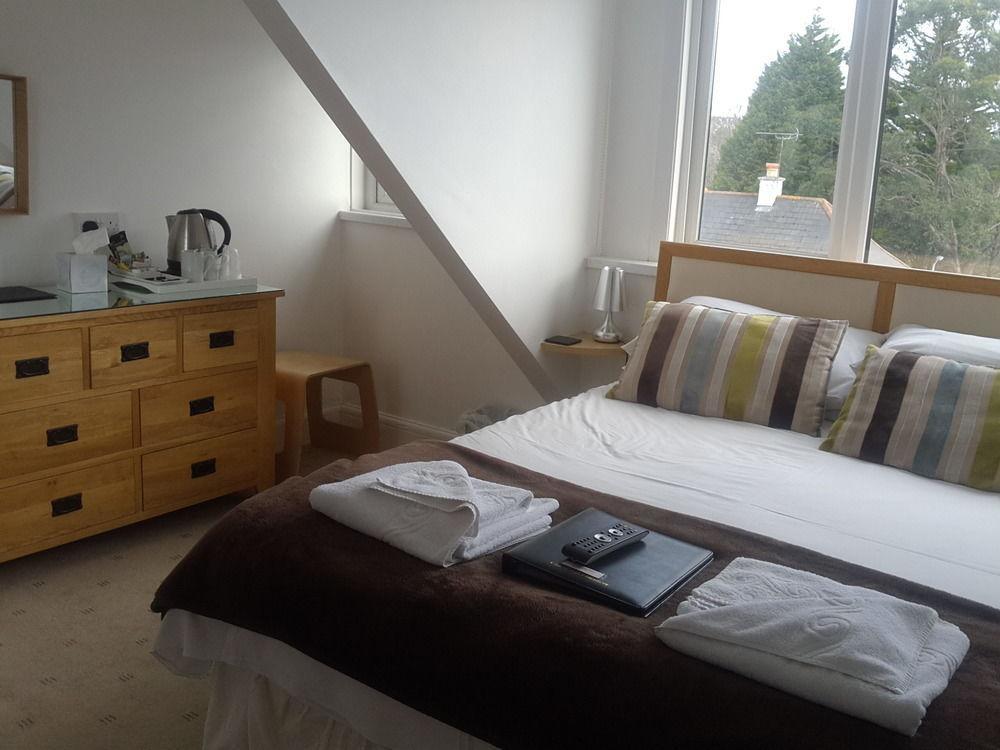 Oasis House Hotel Falmouth Buitenkant foto