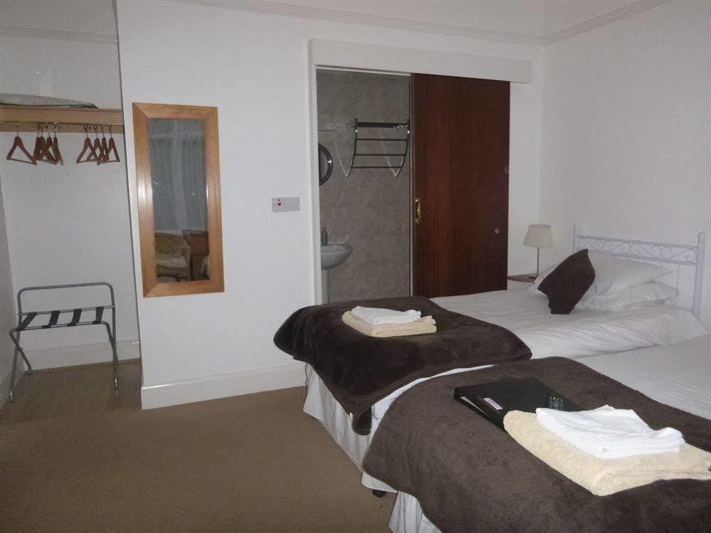 Oasis House Hotel Falmouth Buitenkant foto