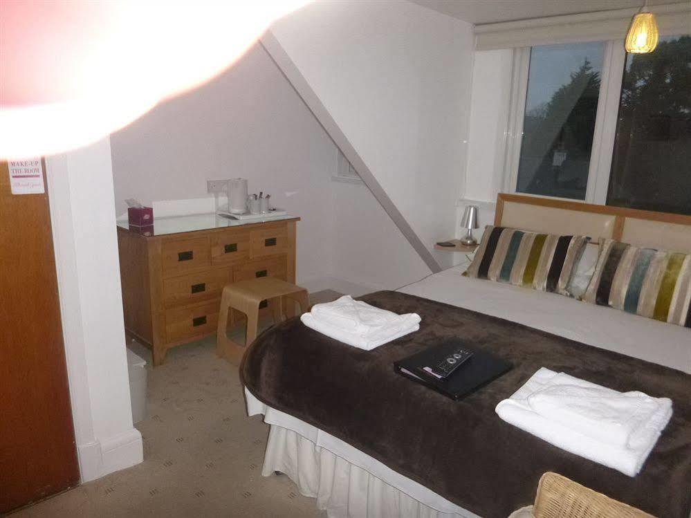 Oasis House Hotel Falmouth Buitenkant foto