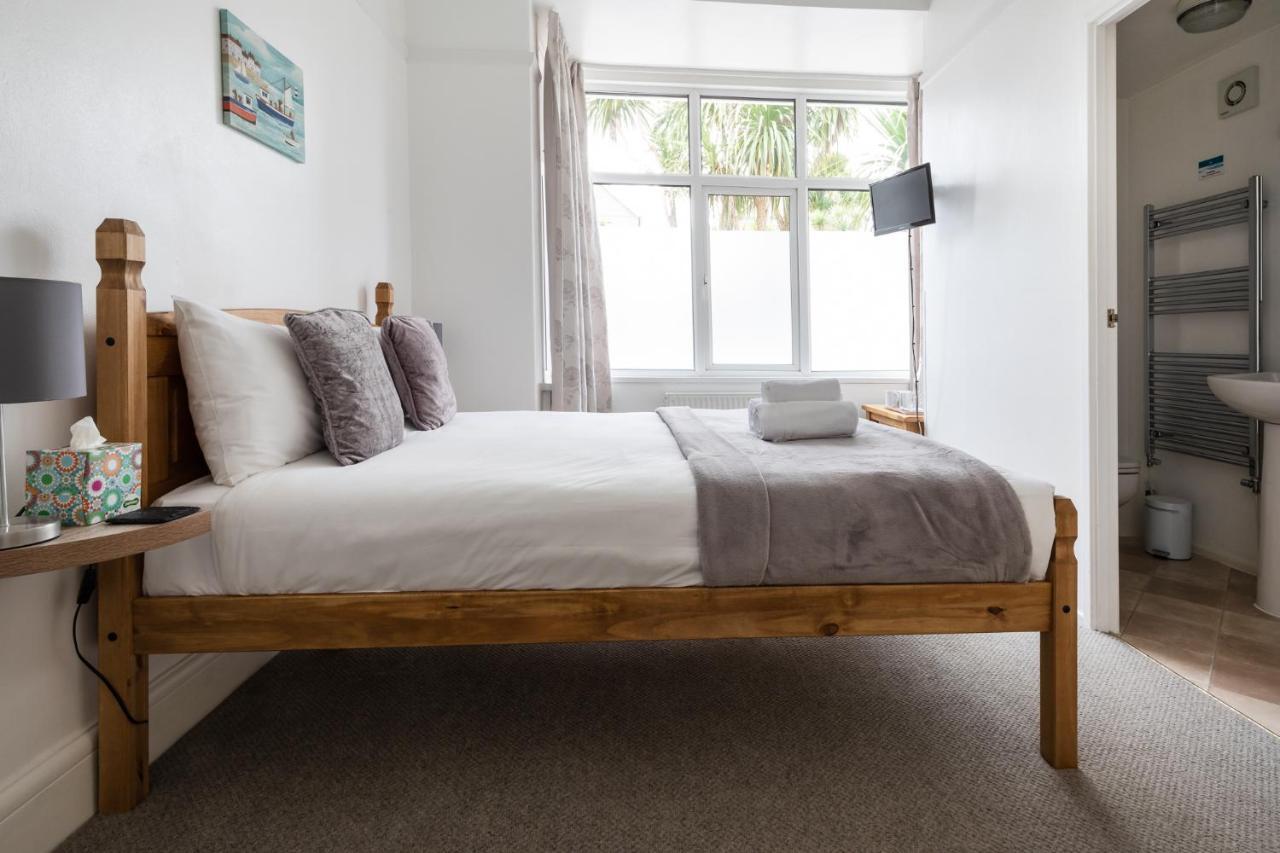 Oasis House Hotel Falmouth Buitenkant foto